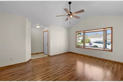 315 Valley Court, Lowell, IN 46356 - Photo 4