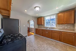 204 Edward St, Michigan City, IN 46360 - Photo 12