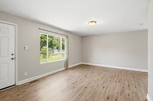 6610 Rhode Island Ave, Hammond, IN 46323 - Photo 10