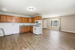6610 Rhode Island Ave, Hammond, IN 46323 - Photo 8