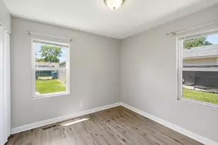 6610 Rhode Island Ave, Hammond, IN 46323 - Photo 14