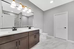 703 Druim Tr, Crown Point, IN 46307 - Photo 14