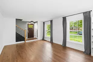 237 Sunnyside Ave, Munster, IN 46321 - Photo 4