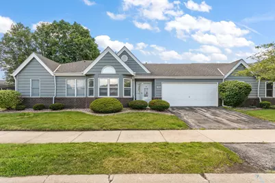 827 Kenmare Pkwy, Crown Point, IN 46307 - Photo 2