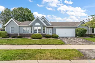 827 Kenmare Pkwy, Crown Point, IN 46307 - Photo 2
