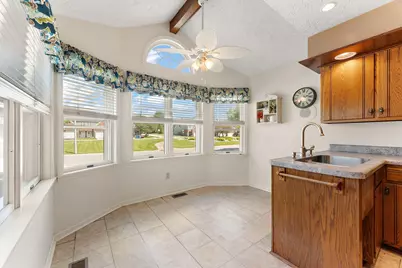 827 Kenmare Pkwy, Crown Point, IN 46307 - Photo 12