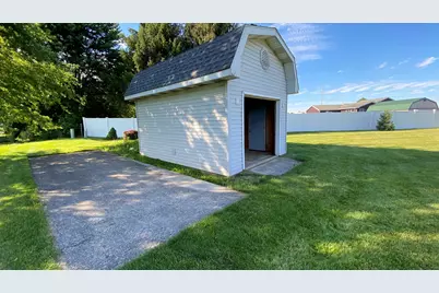 303 Pinehurst Court E, Valparaiso, IN 46383 - Photo 60