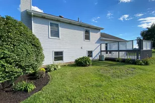 303 Pinehurst Ct E, Valparaiso, IN 46383 - Photo 70