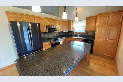 303 Pinehurst Court E, Valparaiso, IN 46383 - Photo 2