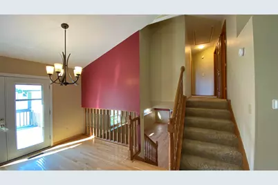 303 Pinehurst Court E, Valparaiso, IN 46383 - Photo 12
