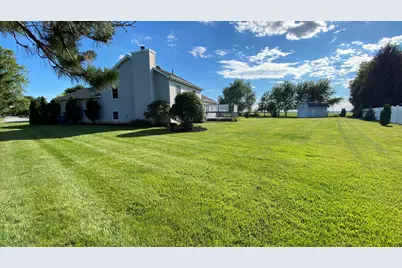 303 Pinehurst Court E, Valparaiso, IN 46383 - Photo 68
