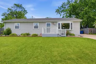 8004 Jennings Pl, Merrillville, IN 46410 - Photo 2