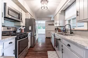 8016 Hohman Ave, Munster, IN 46321 - Photo 24