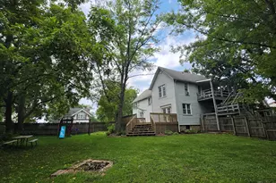 244 Burnham St, Lowell, IN 46356 - Photo 4