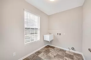 13204 Roosevelt Pl, Crown Point, IN 46307 - Photo 14