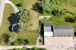 761 S 300 E, La Porte, IN 46350 - Photo 4