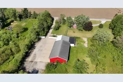 761 S 300 E, La Porte, IN 46350 - Photo 4