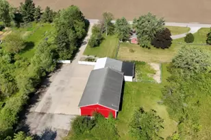 761 S 300 E, La Porte, IN 46350 - Photo 4