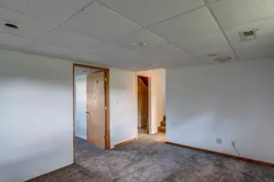 761 S 300 E, La Porte, IN 46350 - Photo 30