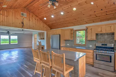 761 S 300 E, La Porte, IN 46350 - Photo 12