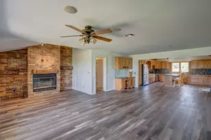 761 S 300 E, La Porte, IN 46350 - Photo 8