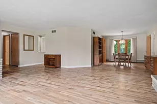 136 Country Club Dr, La Porte, IN 46350 - Photo 6