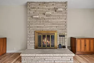 136 Country Club Drive, La Porte, IN 46350 - Photo 4