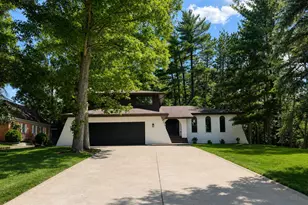 11747 W 90th Ave, Saint John, IN 46373 - Photo 2