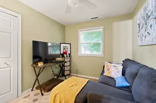 7536 Taney Pl, Merrillville, IN 46410 - Photo 8