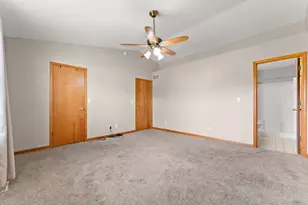 9497 Shelby Ln, Crown Point, IN 46307 - Photo 18