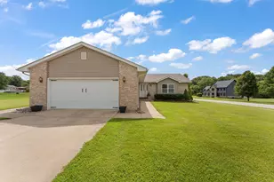 9497 Shelby Ln, Crown Point, IN 46307 - Photo 2