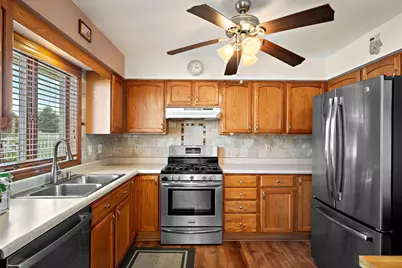 7531 E 106th Avenue, Crown Point, IN 46307 - Photo 8
