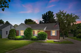 2404 Monroe St, La Porte, IN 46350 - Photo 1