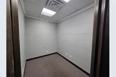 9721 Prairie Avenue, Highland, IN 46322 - Photo 12