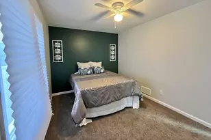 480 W 23rd Ave, Gary, IN 46407 - Photo 18