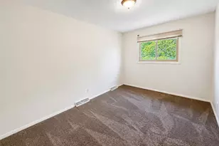 10008 Garfield Ct, Crown Point, IN 46307 - Photo 18