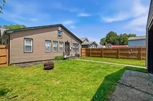 905 W 38th Ave, Hobart, IN 46342 - Photo 18