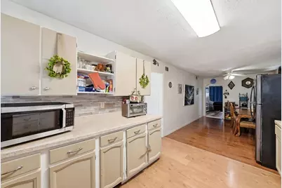 905 W 38th Avenue, Hobart, IN 46342 - Photo 4