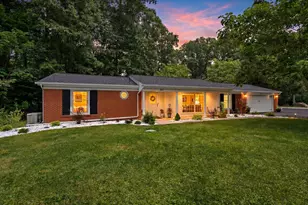 161 Sylvan Dr, Valparaiso, IN 46385 - Photo 1