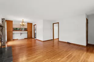 1 Locust Pl, Portage, IN 46368 - Photo 4