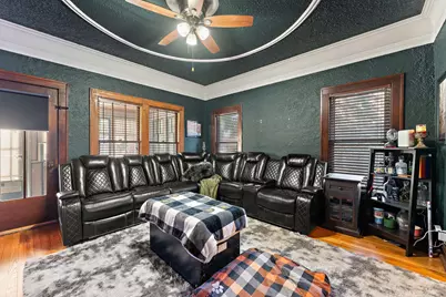 8829 Parrish Avenue, Highland, IN 46322 - Photo 4