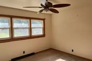 17724 Henry St, Lansing, IL 60438 - Photo 12