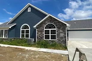5600 Fountain Cir, Winfield, IN 46307 - Photo 10