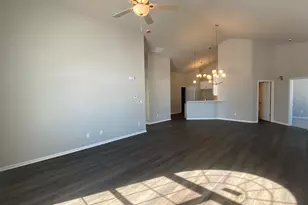 5600 Fountain Cir, Winfield, IN 46307 - Photo 6