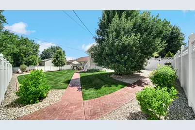 2266 Parke Street, Lake Station, IN 46405 - Photo 34