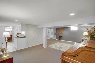 2266 Parke St, Lake Station, IN 46405 - Photo 24