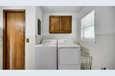 147 E 50 S, Valparaiso, IN 46383 - Photo 10