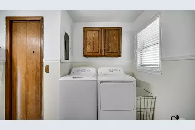 147 E 50 S, Valparaiso, IN 46383 - Photo 10