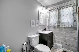147 E 50 S, Valparaiso, IN 46383 - Photo 30