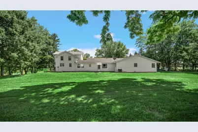 147 E 50 S, Valparaiso, IN 46383 - Photo 14